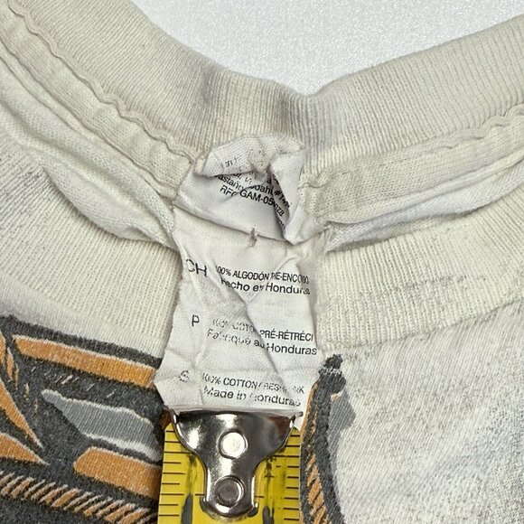 Y2K Style Grunge Cross Shirt Mens Small White Short Sleeve - Picture 13 of 16